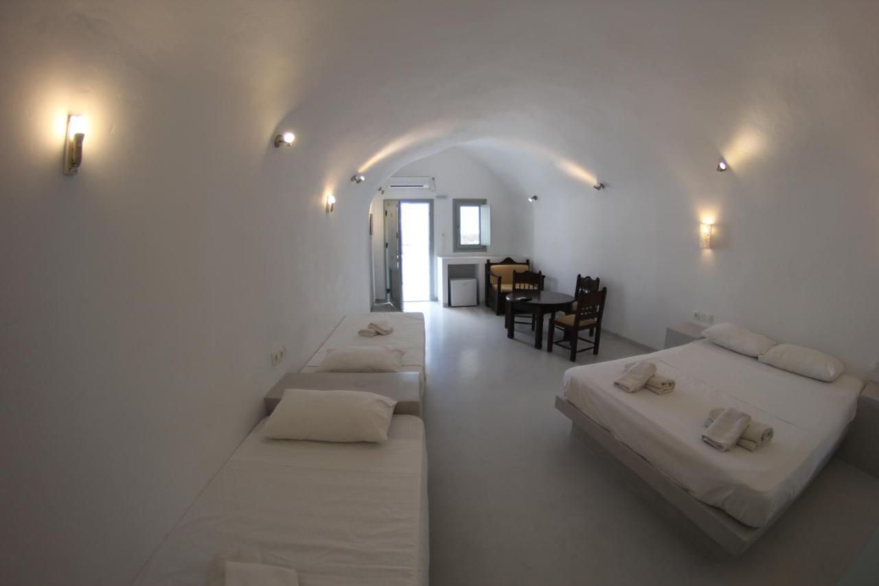 Fira Getaway - Economy Basement Rooms Exteriér fotografie