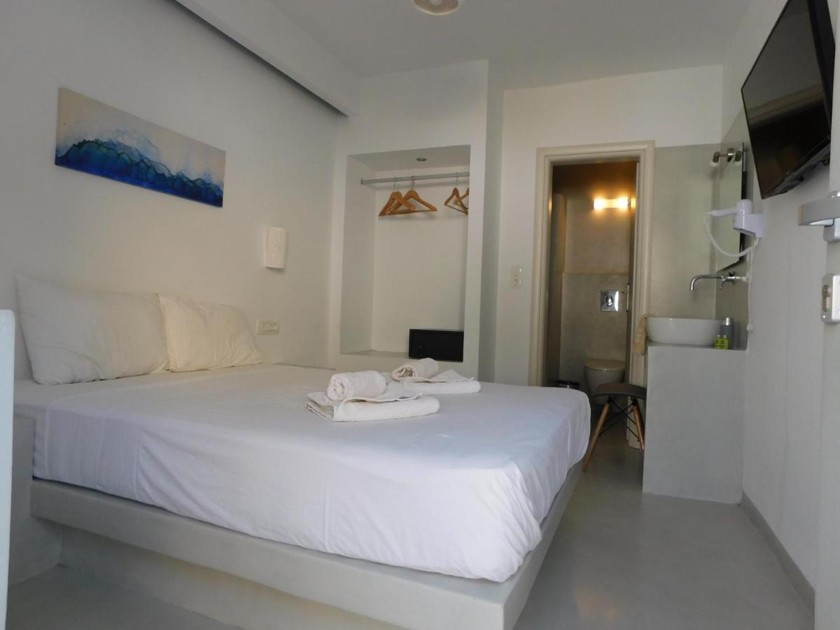 Fira Getaway - Economy Basement Rooms Exteriér fotografie